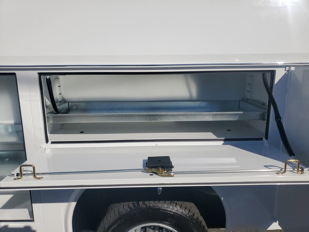 New 2026 Chevrolet Express 3500 w/ Power Convenience Package image 13