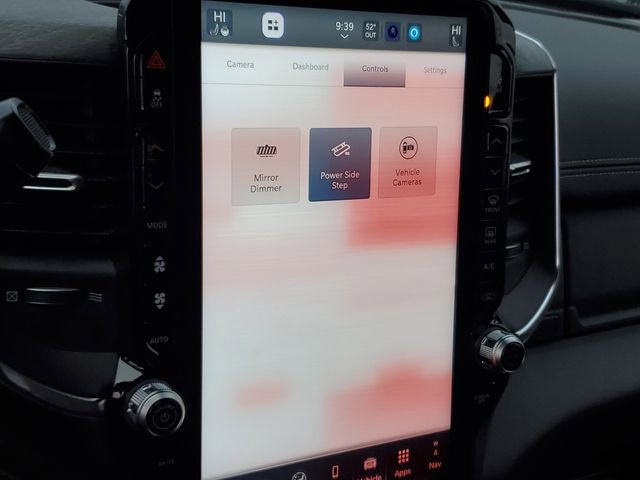 New 2026 RAM 1500 4x4 Crew Cab image 10