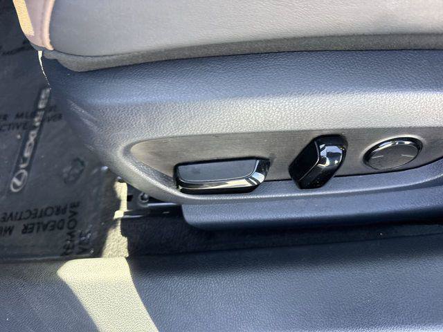 Certified 2024 Lexus ES 350 w/ Premium Package FWD image 12