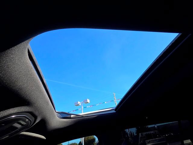 Certified 2024 Jeep Grand Cherokee L Altitude image 10