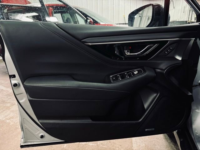 Used 2023 Subaru Outback Limited AWD/4WD image 15