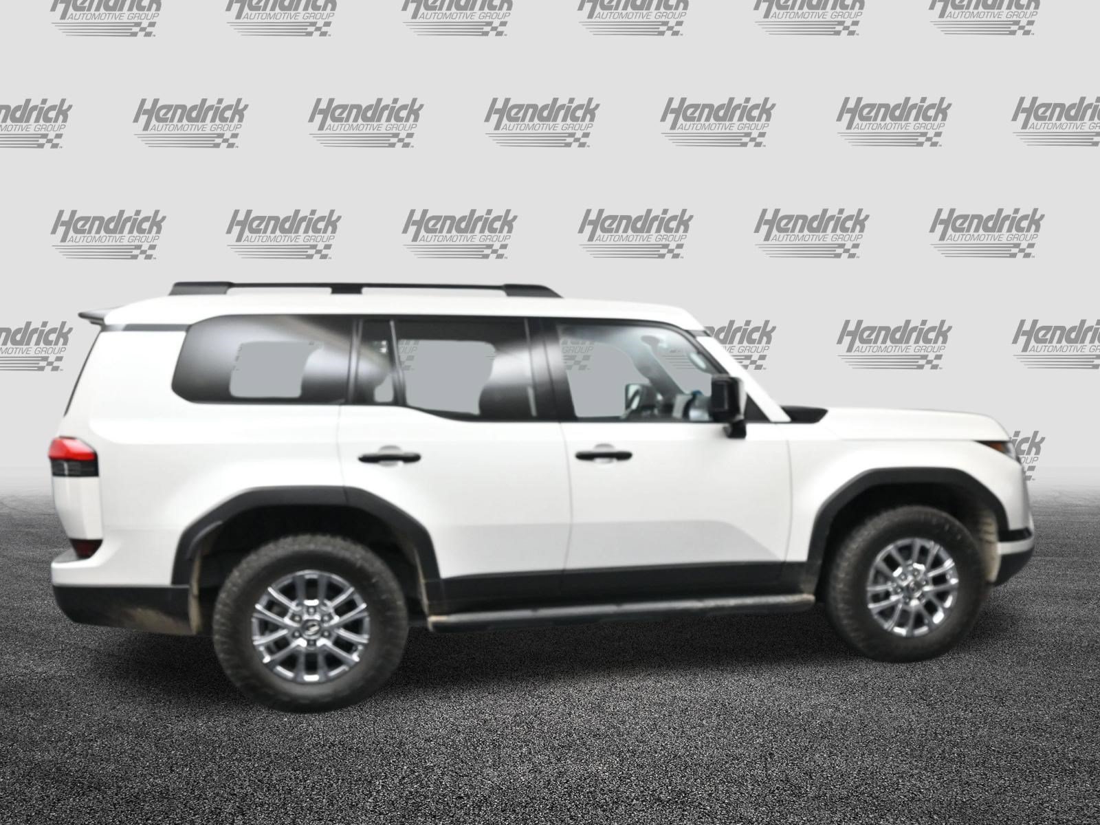 Used 2024 Lexus GX 550 AWD/4WD image 10