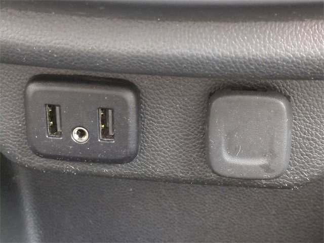 Used 2022 Chevrolet Traverse LS w/ Midnight/Sport Edition image 26