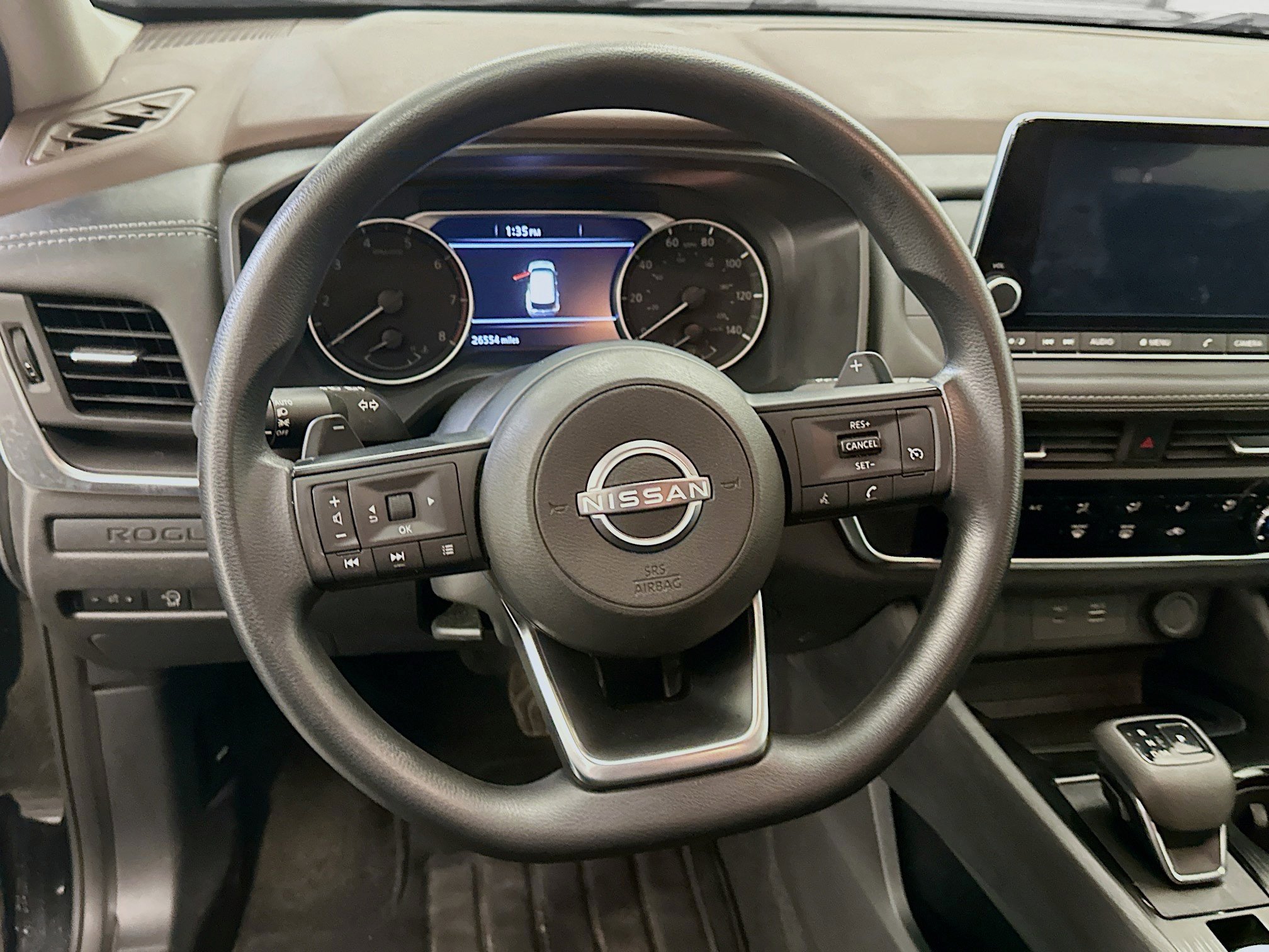 Used 2023 Nissan Rogue S image 18