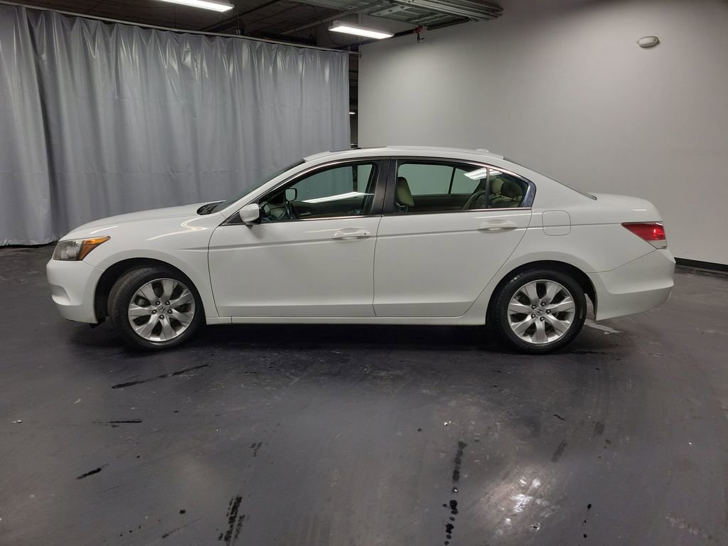 Used 2010 Honda Accord EX-L image 5