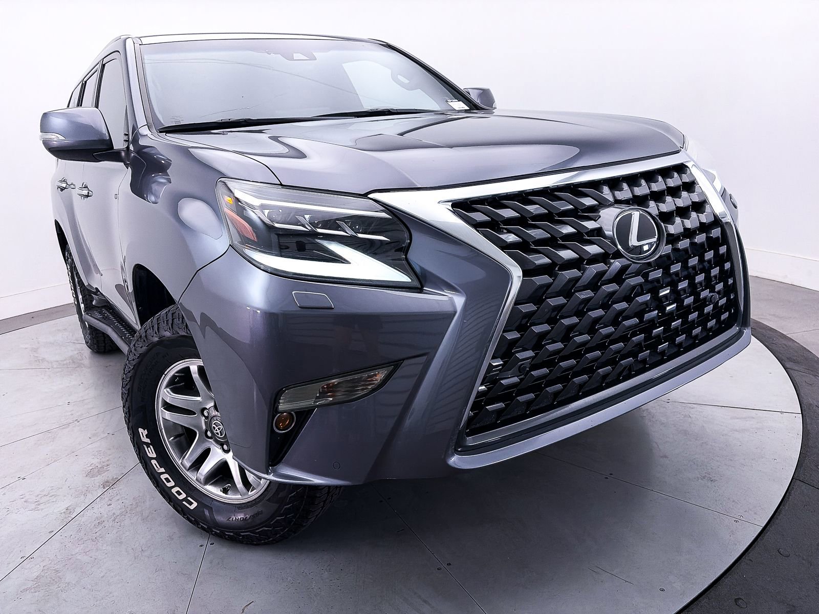 Used 2022 Lexus GX 460 Premium w/ Premium Package AWD/4WD image 10