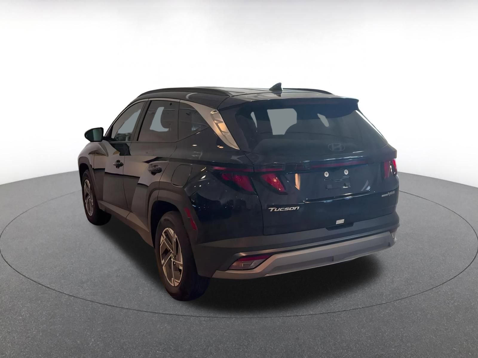 Used 2025 Hyundai Tucson Blue image 11