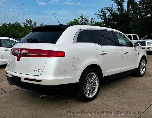 Used 2019 Lincoln MKT AWD image 6