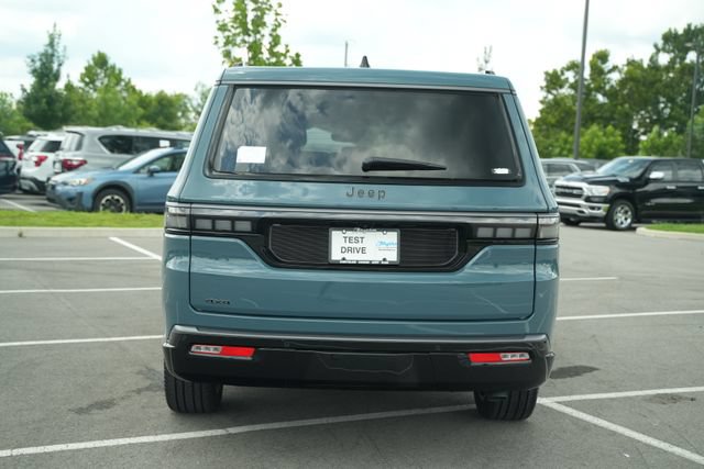 New 2026 Jeep Grand Wagoneer L Summit AWD/4WD image 6