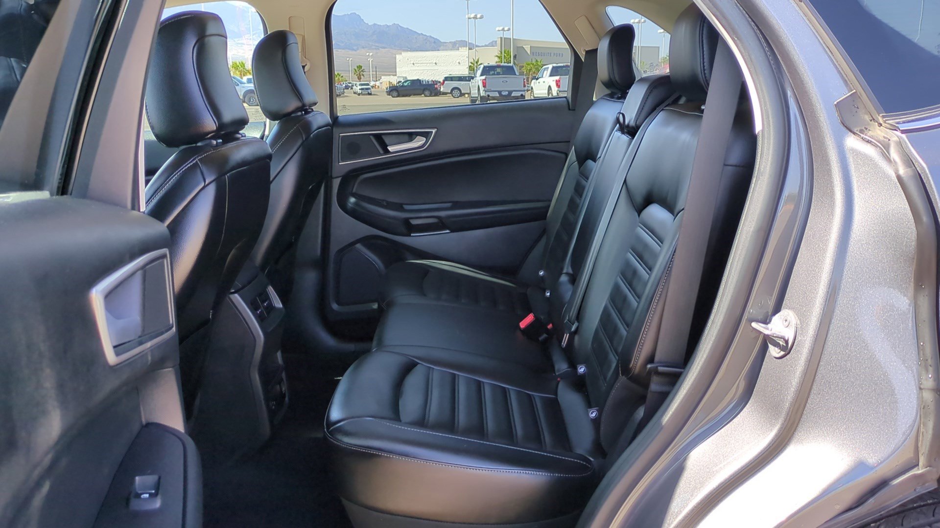 Used 2021 Ford Edge SEL w/ Convenience Package AWD/4WD image 26