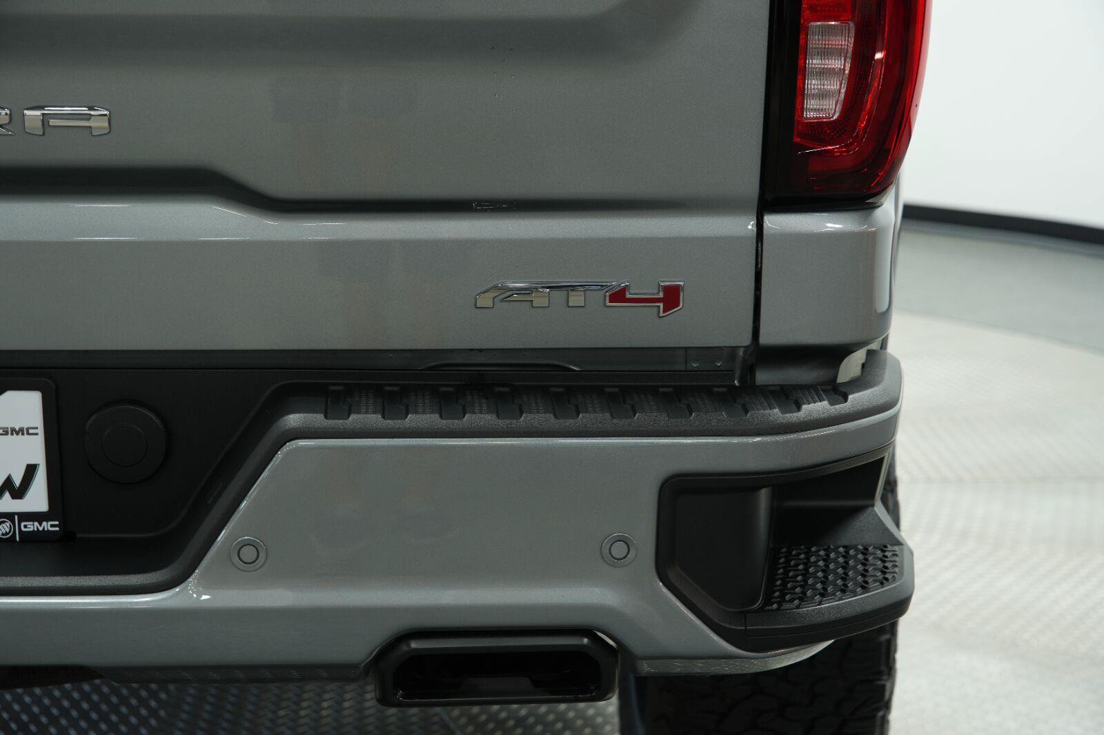 Used 2025 GMC Sierra 1500 AT4 w/ AT4 Premium Package AWD/4WD image 27