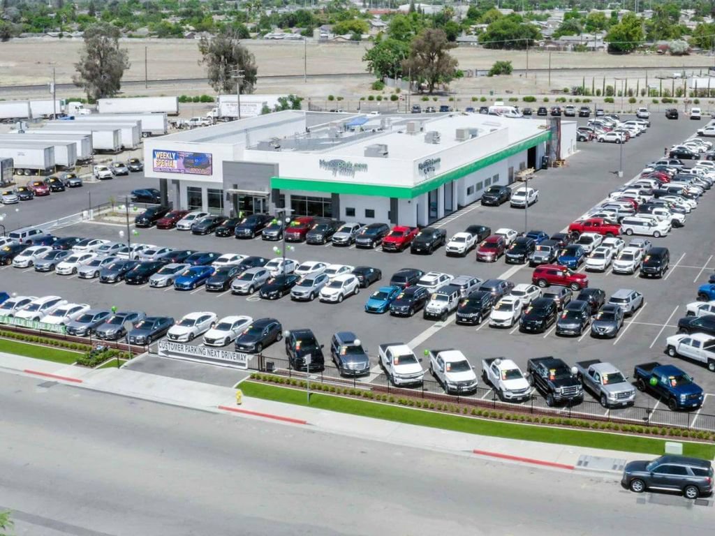 Used 2023 Dodge Charger Scat Pack w/ Plus Group RWD image 33