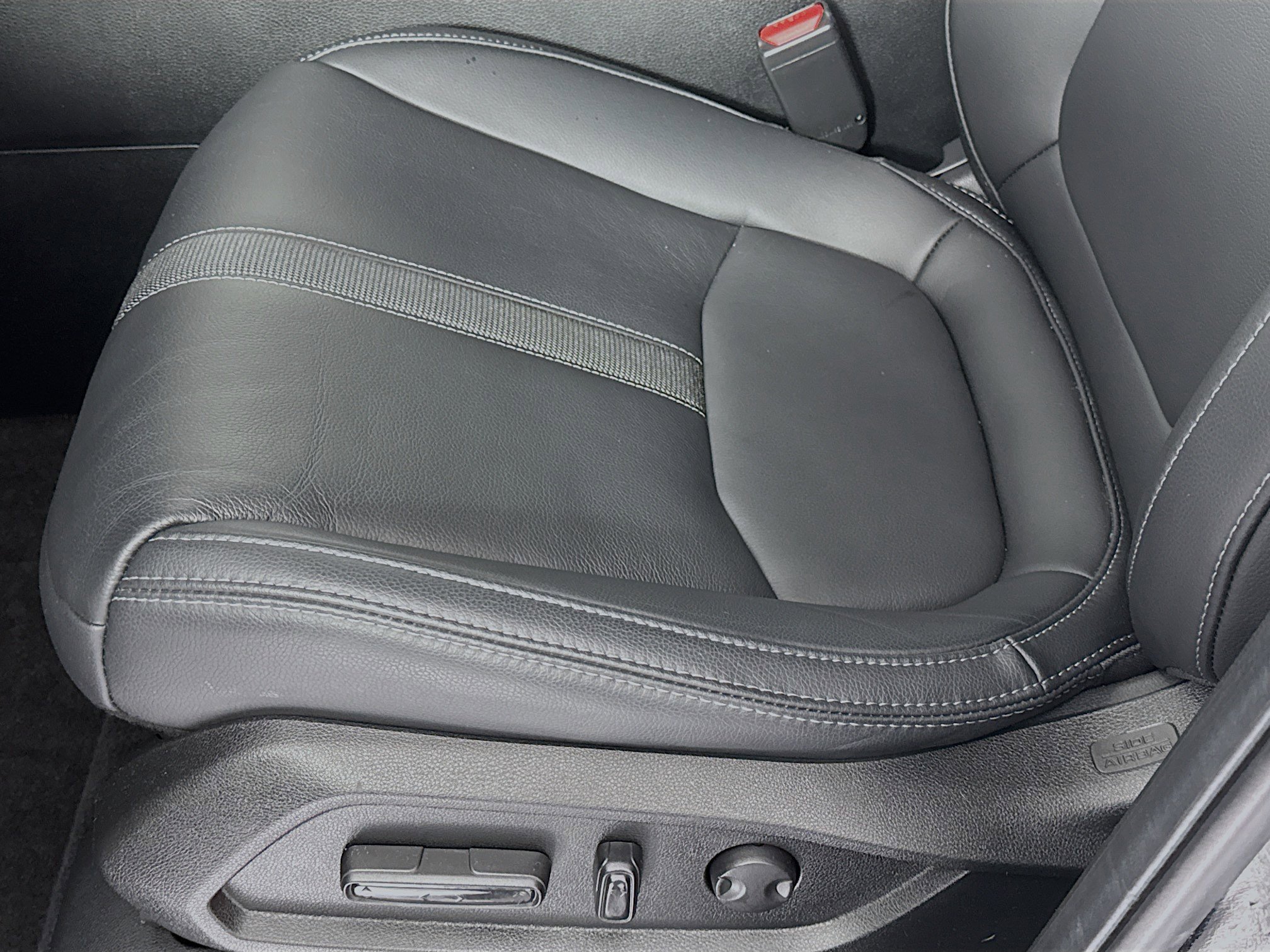 Certified 2023 Honda Pilot Touring image 20