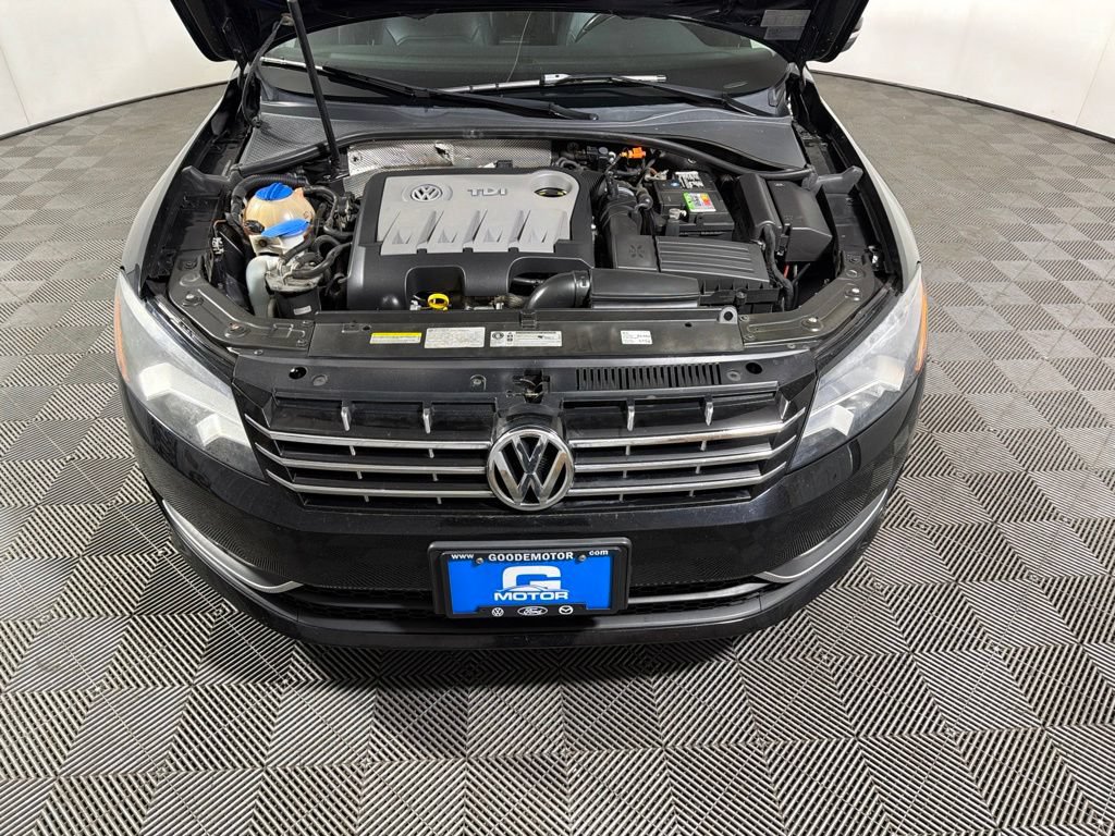 Used 2014 Volkswagen Passat TDI SE FWD image 26