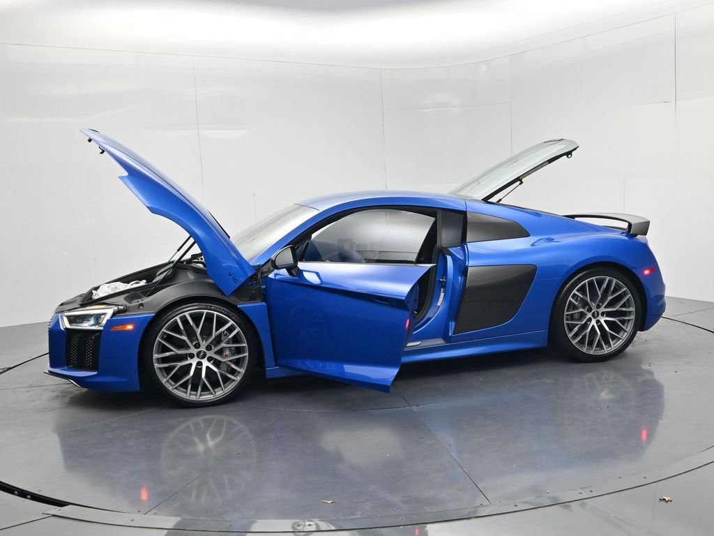 Used 2018 Audi R8 V10 plus w/ 20" Wheel Package image 71