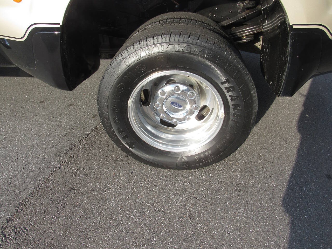 Used 2008 Ford F350 Lariat AWD/4WD image 11