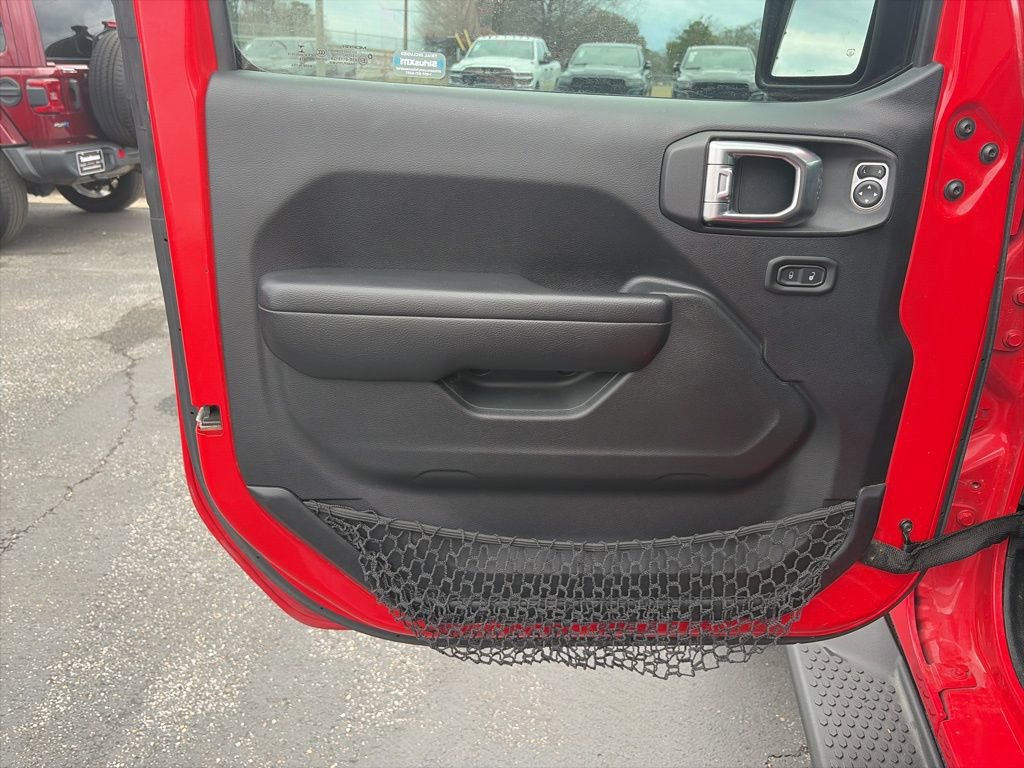 Used 2018 Jeep Wrangler Sport S image 13