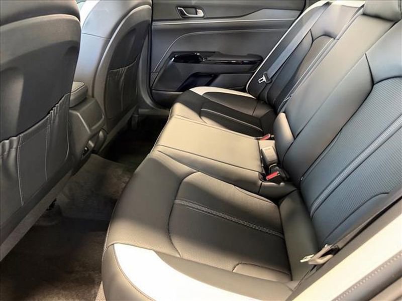 New 2026 Kia K5 GT-Line image 11