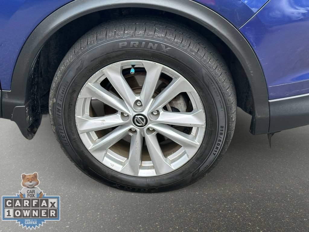 Used 2019 Nissan Rogue Sport SV w/ Technology Package AWD/4WD image 12