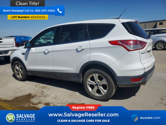 Used 2015 Ford Escape SE image 3