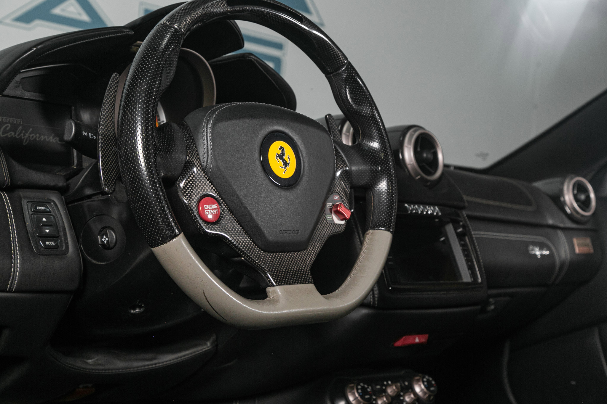 Used 2012 Ferrari California image 6