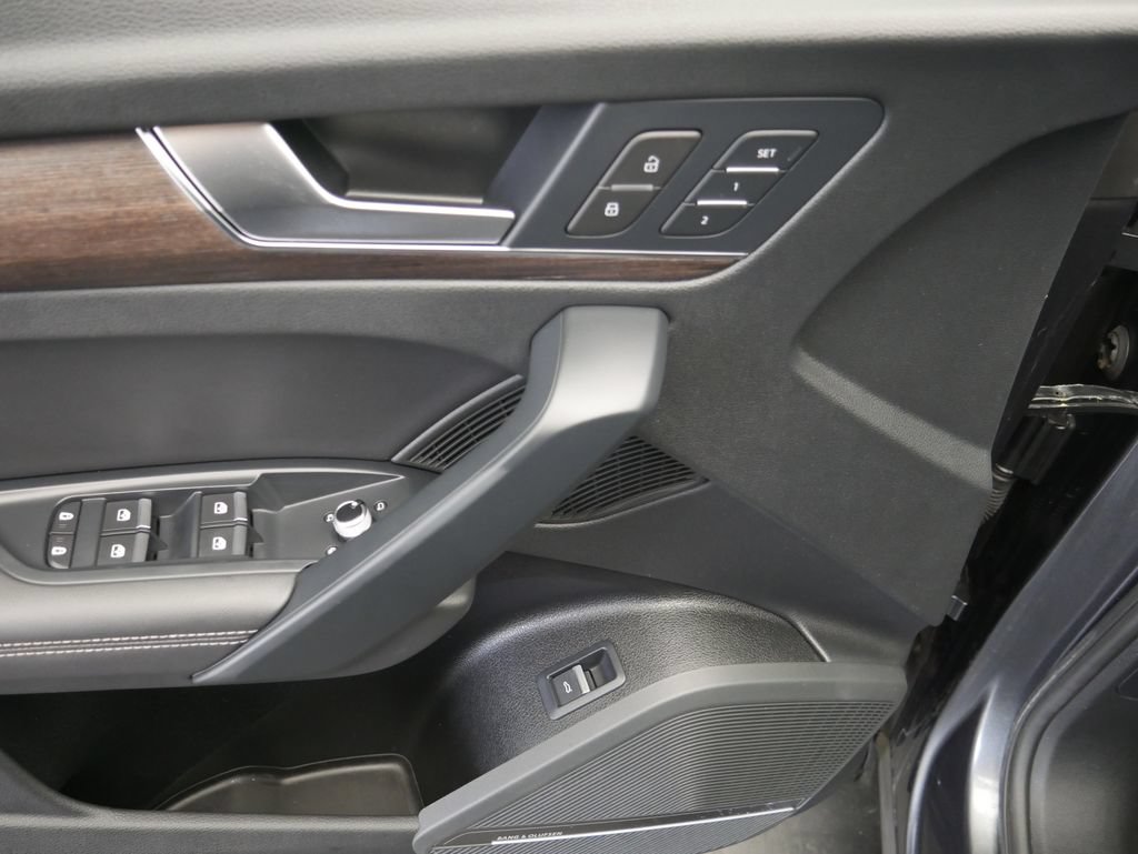 Certified 2023 Audi Q5 2.0T Premium Plus w/ Premium Plus Package AWD/4WD image 8