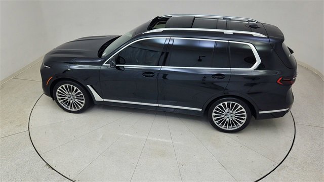 Used 2025 BMW X7 xDrive40i w/ Executive Package image 84