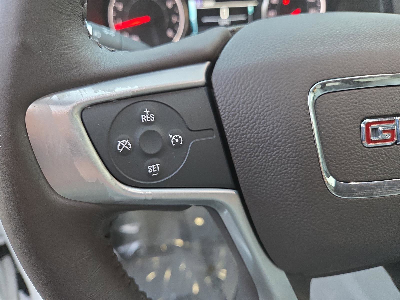 Used 2017 GMC Acadia SLT image 20