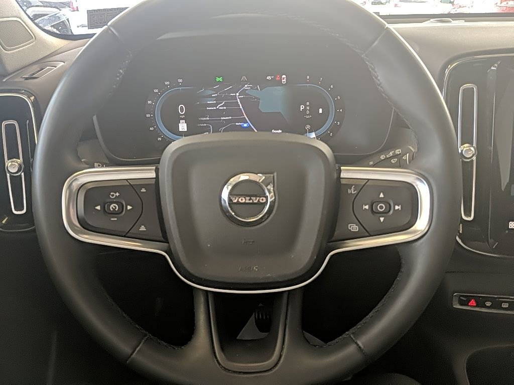 Used 2023 Volvo XC40 B5 Plus w/ Driver Assist Package image 16