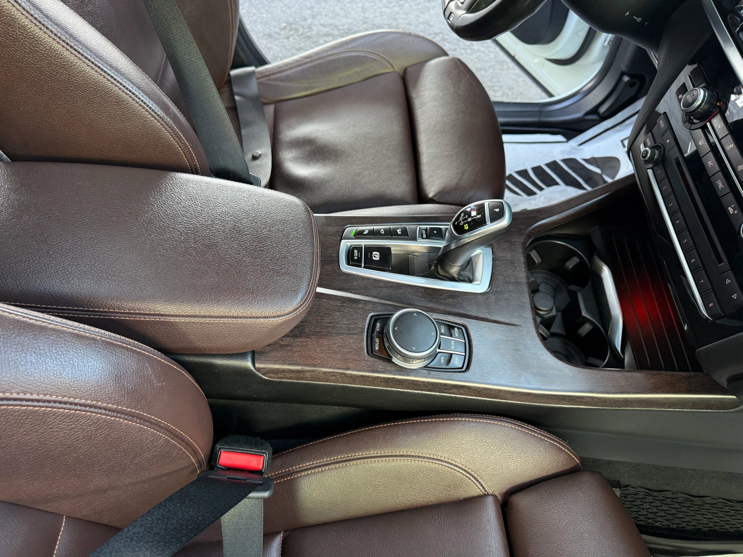 Used 2017 BMW X4 M40i w/ Technology Package image 25
