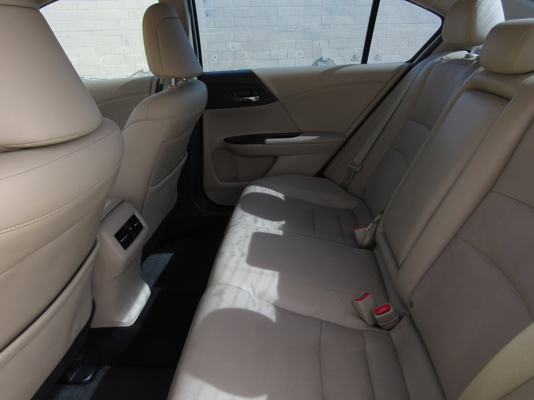 Certified 2017 Honda Accord EX-L image 13