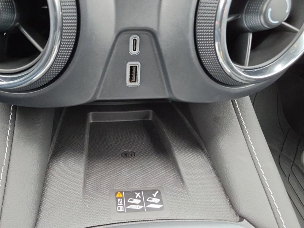 Certified 2023 Chevrolet Blazer LT w/ Convenience Package image 20