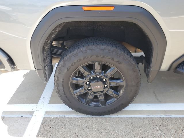 Used 2025 GMC Sierra 2500 AT4 w/ AT4 Premium Plus Package AWD/4WD image 10