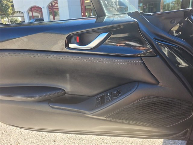 Used 2022 MAZDA MX-5 Miata RF Grand Touring w/ Weather Package image 18