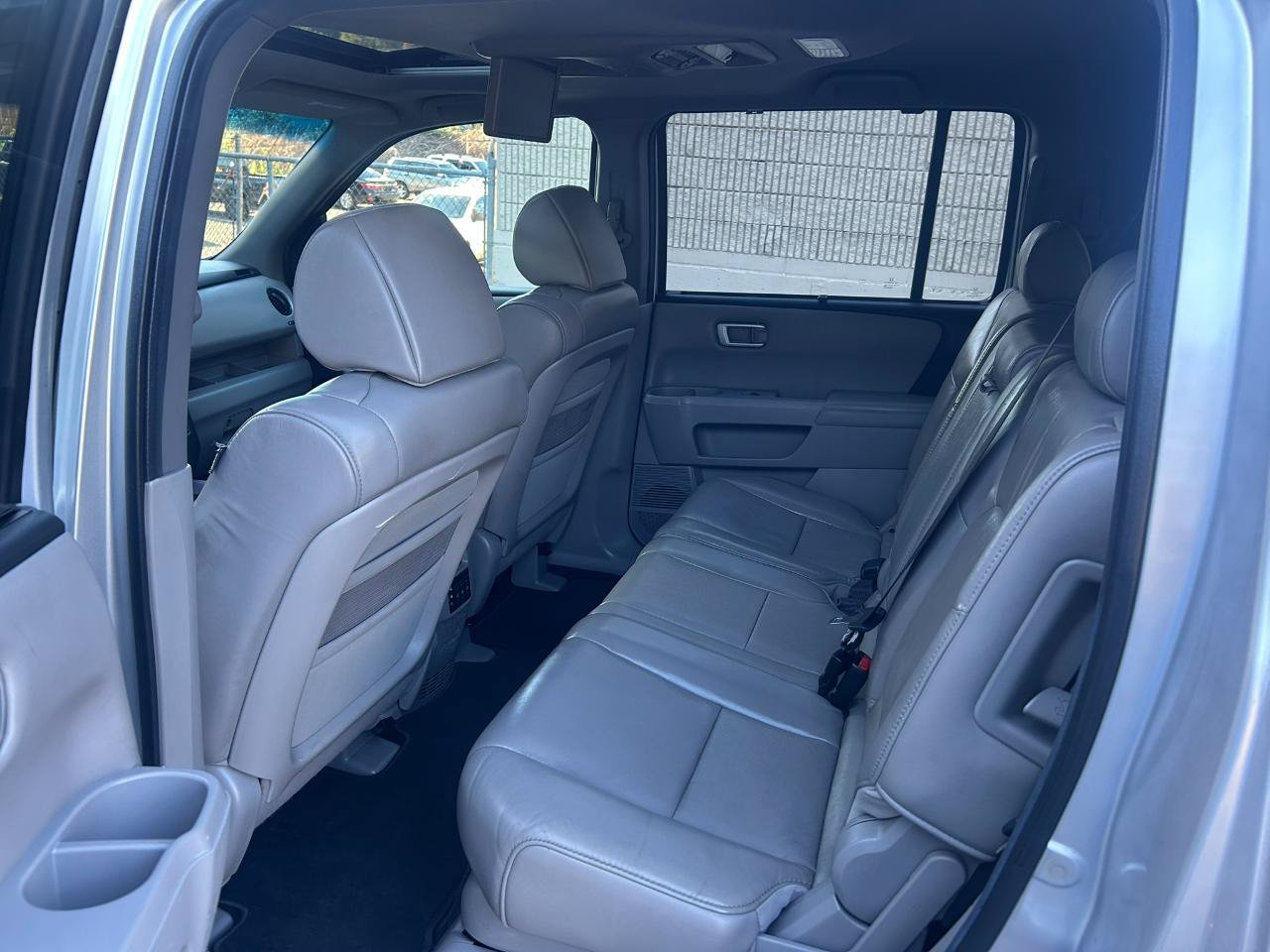 Used 2011 Honda Pilot Touring image 14