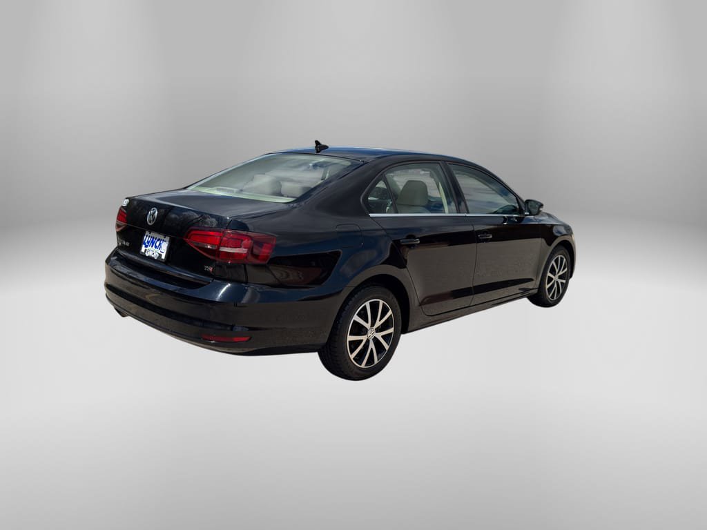 Used 2017 Volkswagen Jetta SE FWD image 9