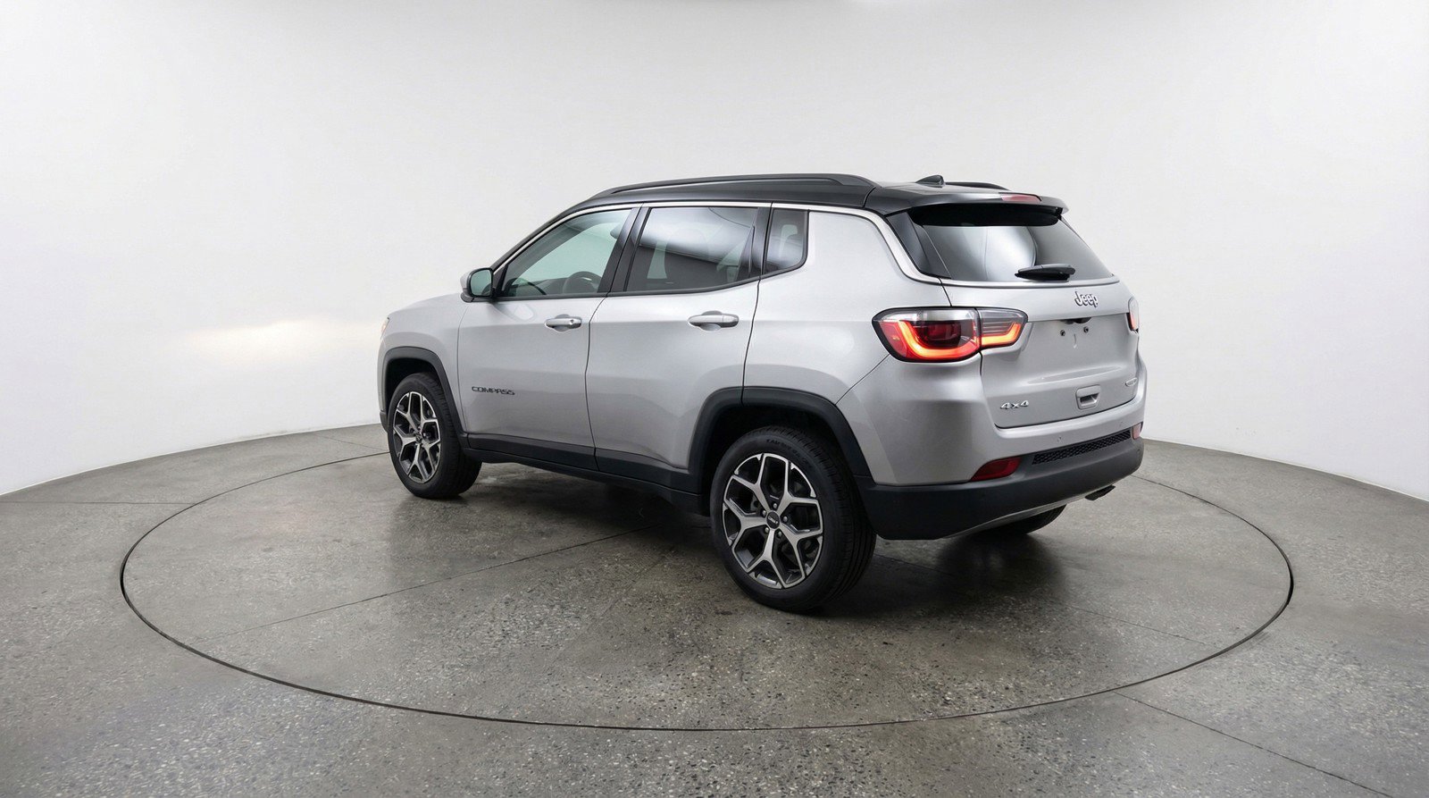 Used 2025 Jeep Compass Limited image 5
