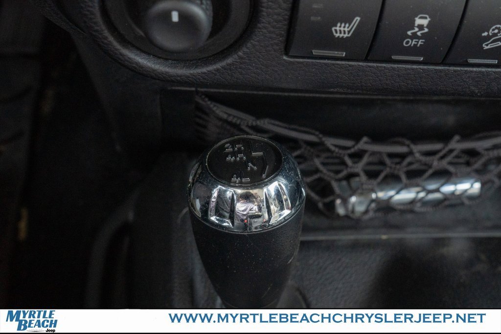 Used 2013 Jeep Wrangler Unlimited Sahara w/ Dual Top Group image 22