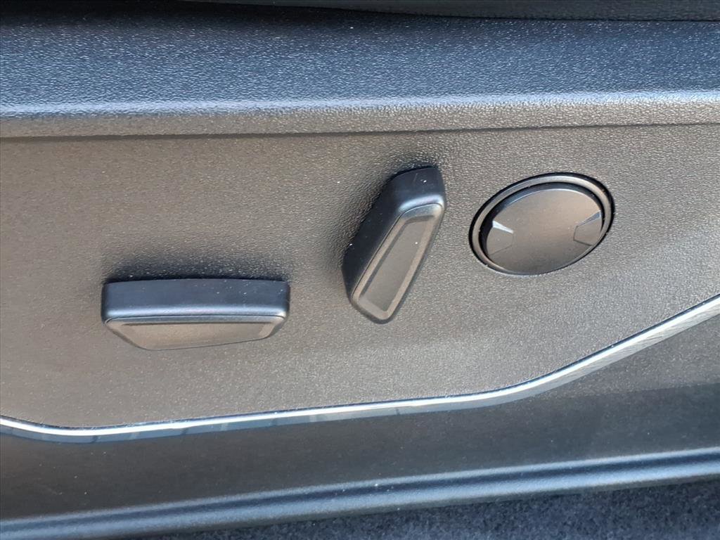 Used 2024 Ford F150 Lariat w/ Mobile Office Package image 30