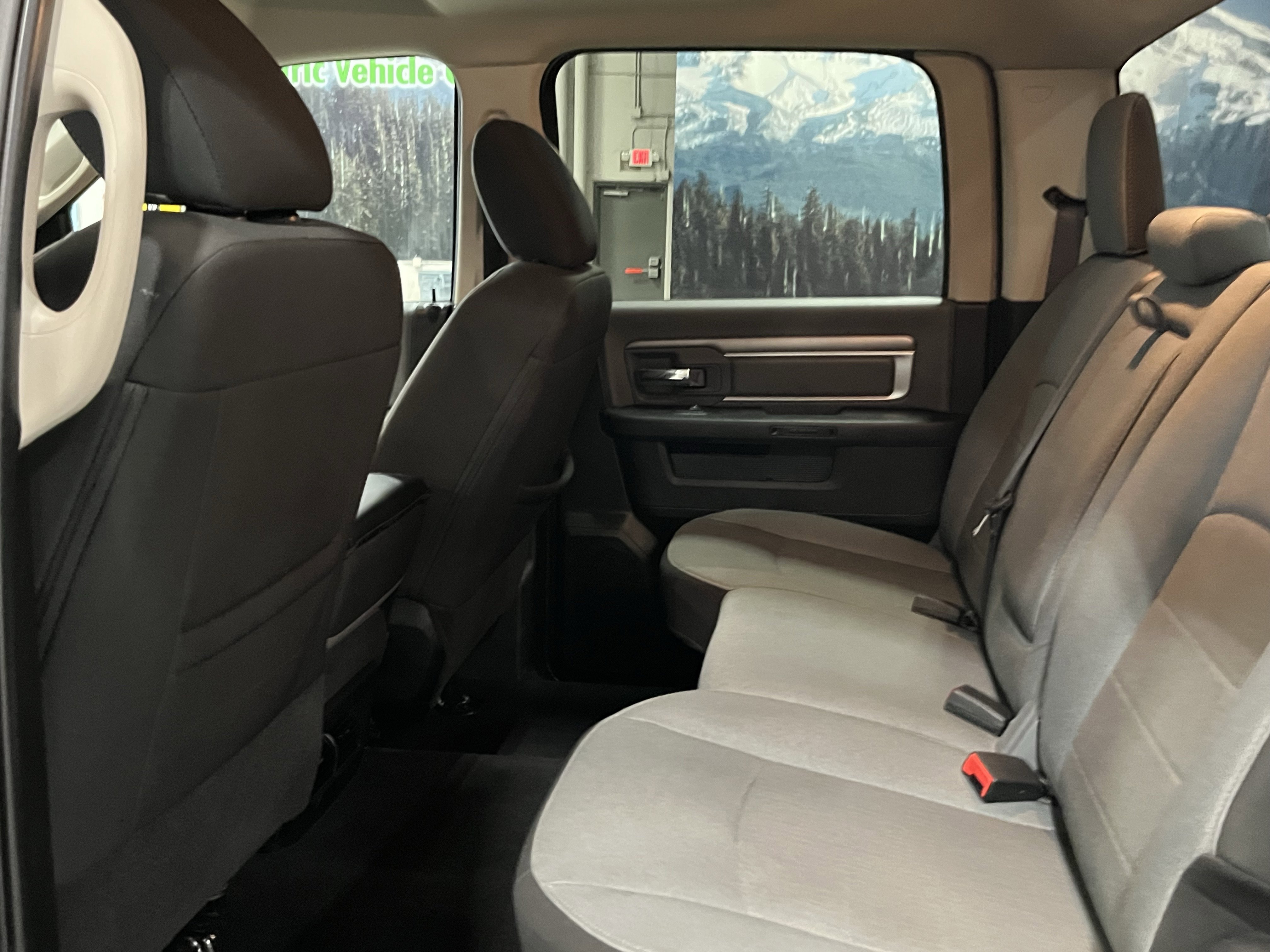 Used 2023 RAM 1500 Classic SLT image 14