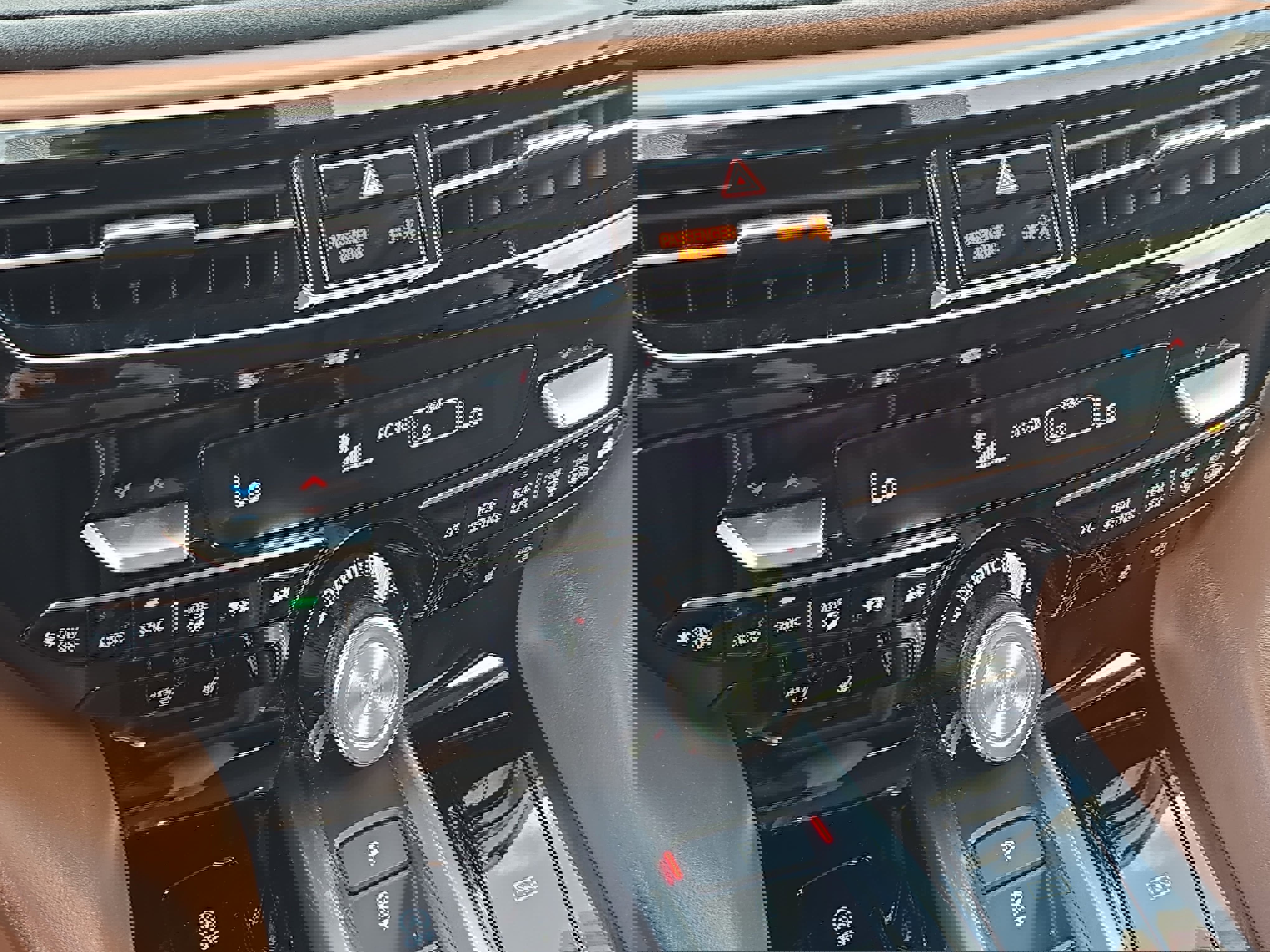 Certified 2023 Acura MDX FWD w/ Technology Package image 23