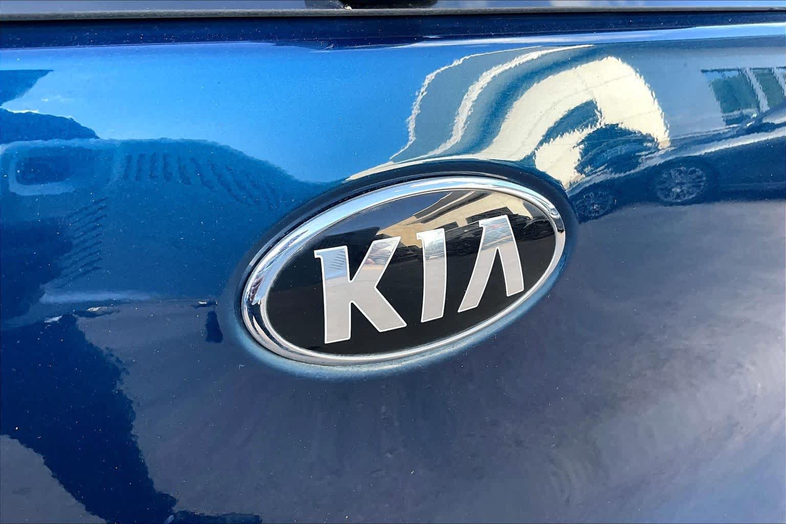 Used 2019 Kia Niro LX FWD image 10