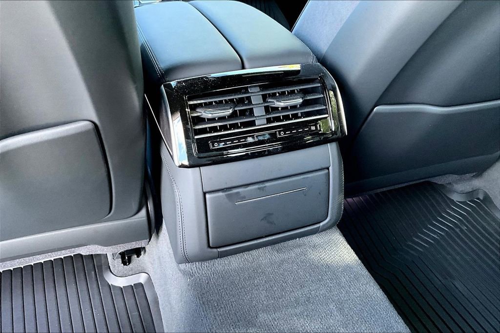 New 2026 Audi A8 L 3.0T image 18