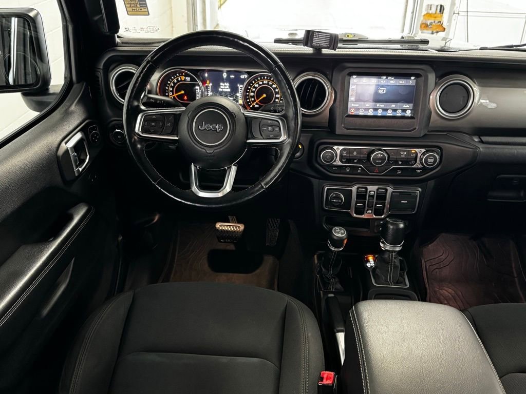 Used 2018 Jeep Wrangler Unlimited Sahara w/ Cold Weather Group image 11