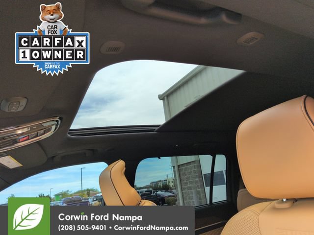 Used 2024 Jeep Grand Cherokee L Summit w/ Advanced Protech Group IV AWD/4WD image 22