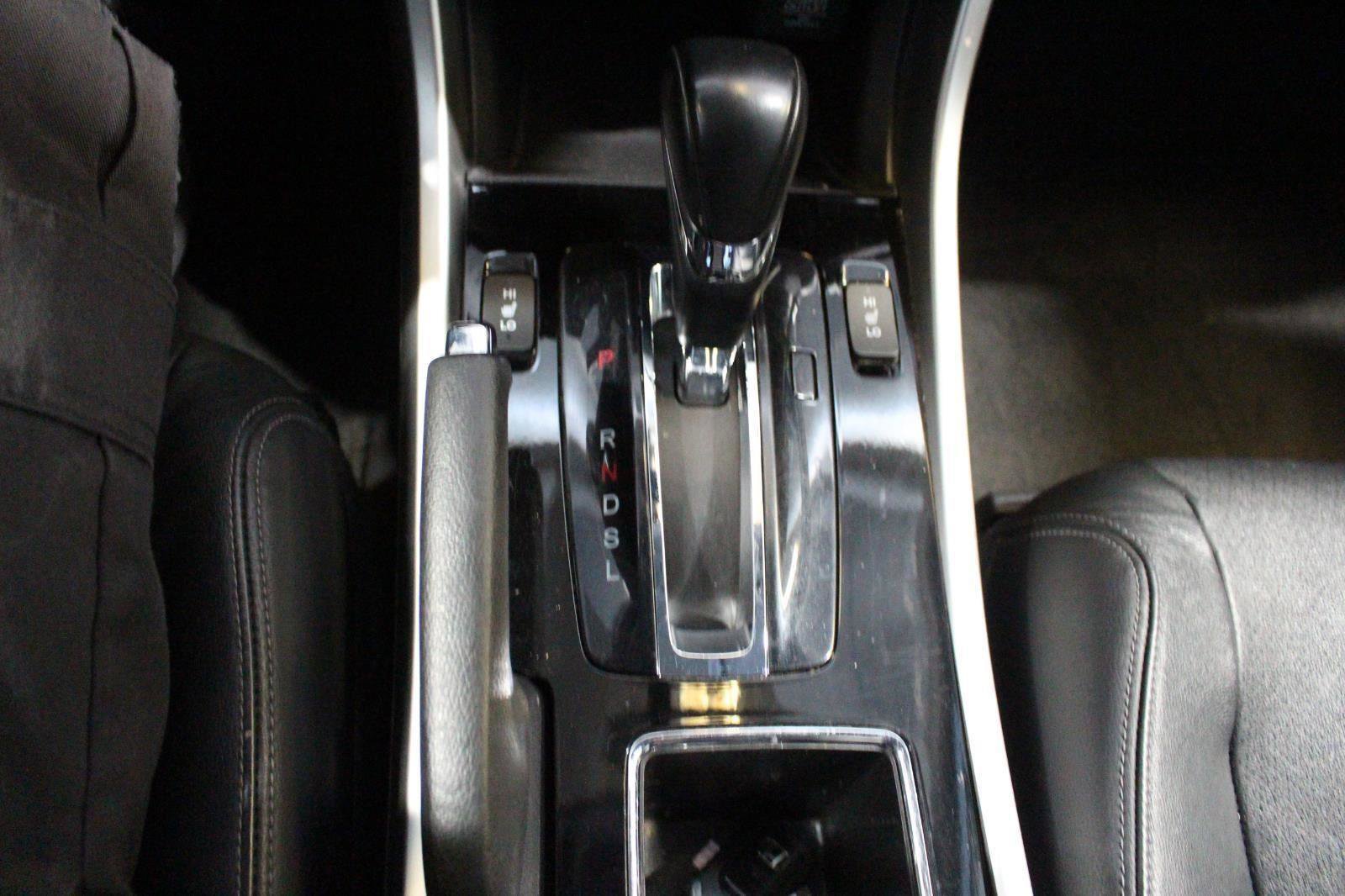 Used 2016 Honda Accord EX-L image 25