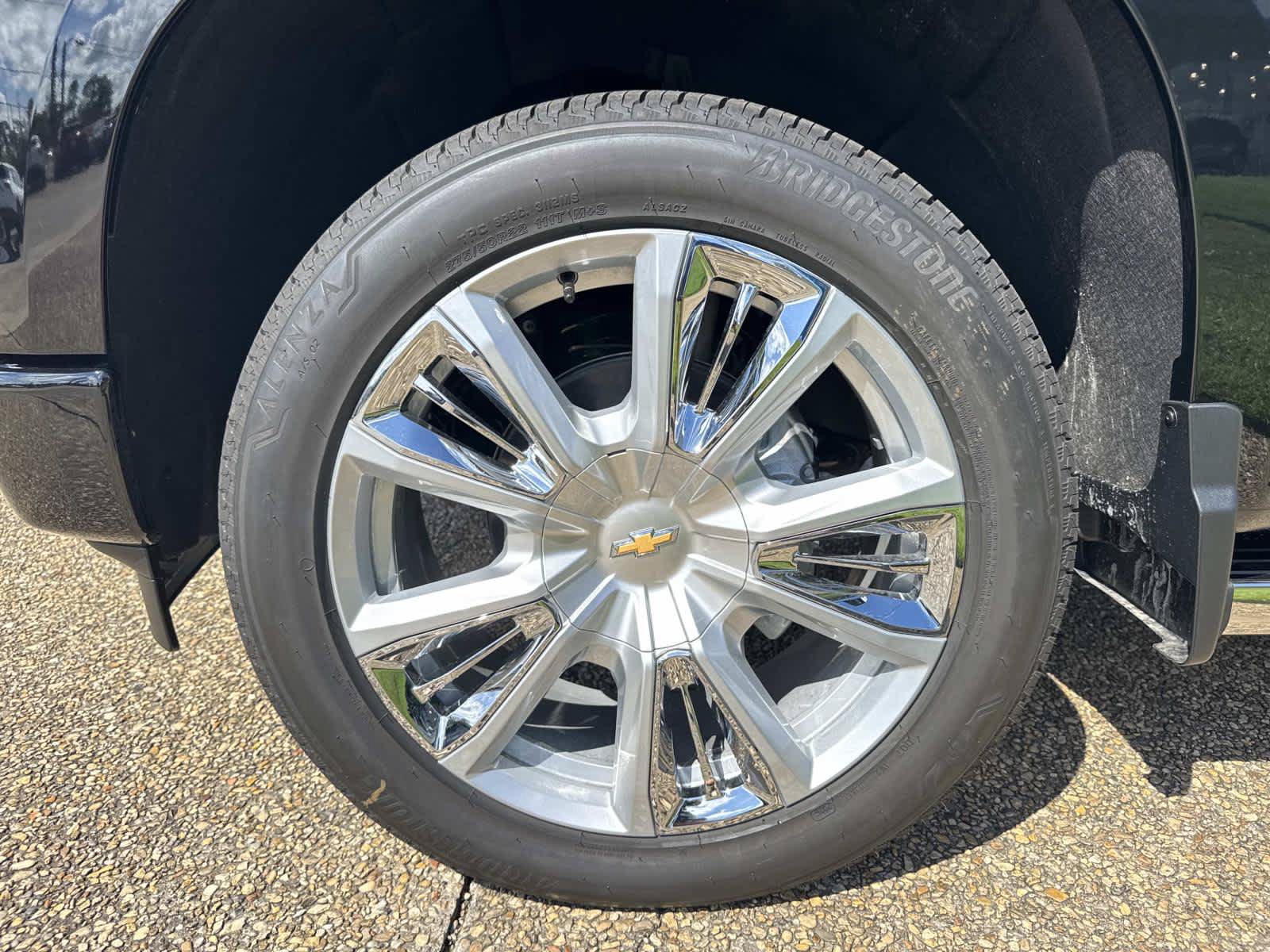 New 2026 Chevrolet Silverado 1500 High Country AWD/4WD image 3