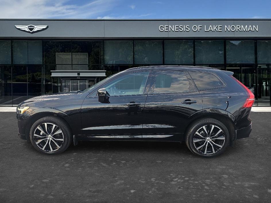 Used 2024 Volvo XC60 B5 Plus w/ Protection Package Premier image 7