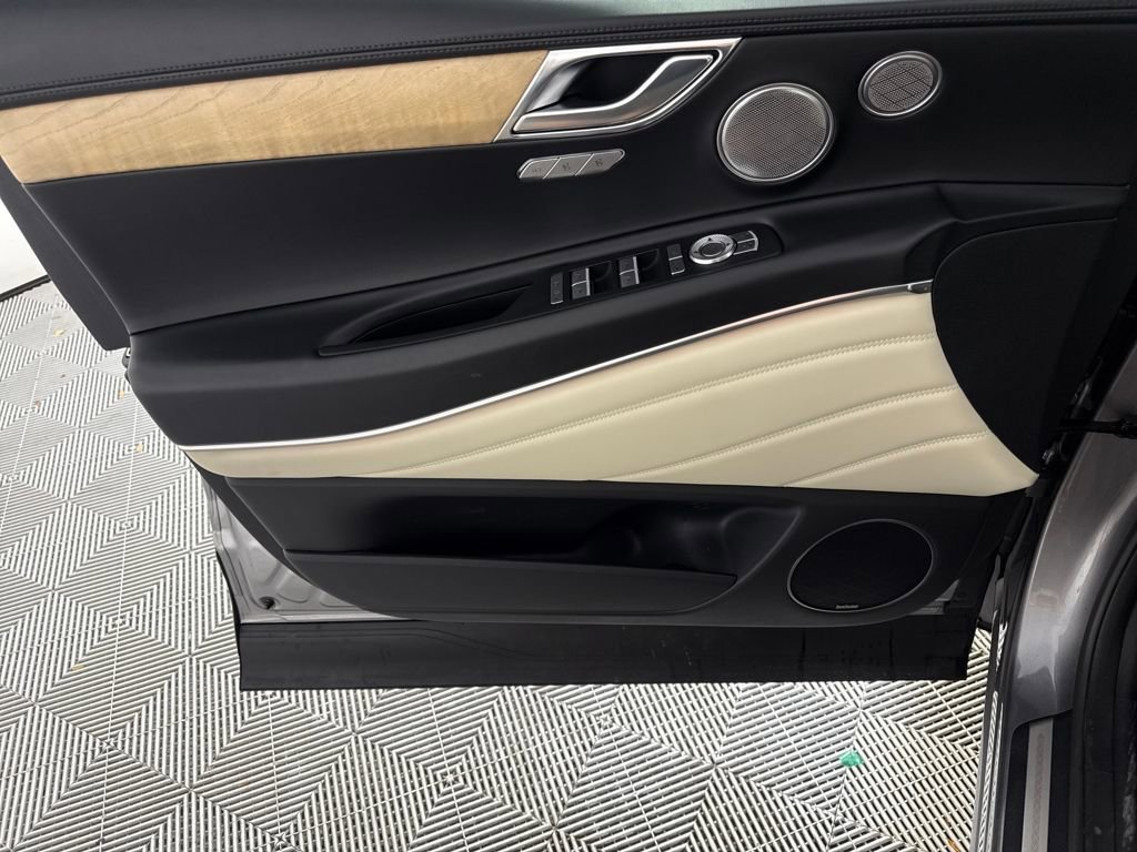 Used 2021 Genesis GV80 2.5T w/ Advanced Package 02 image 10