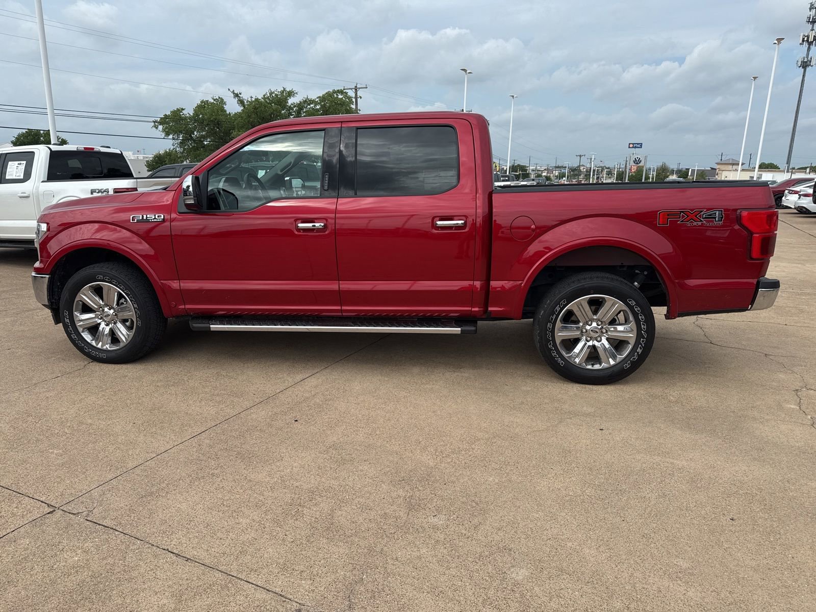 Used 2020 Ford F150 Lariat w/ Equipment Group 502A Luxury image 4